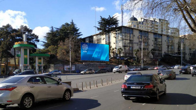 მონიტორი საზოგადოებრივ მაუწყებელთან (ტელევიზიასთან)